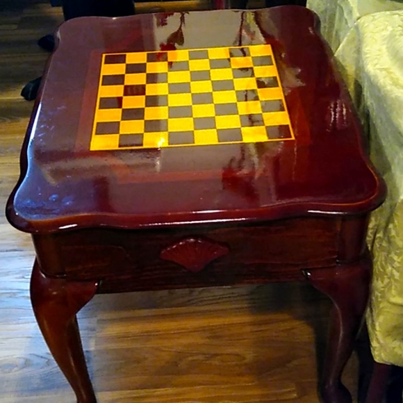 Storage able chess table - Picture 3 of 3